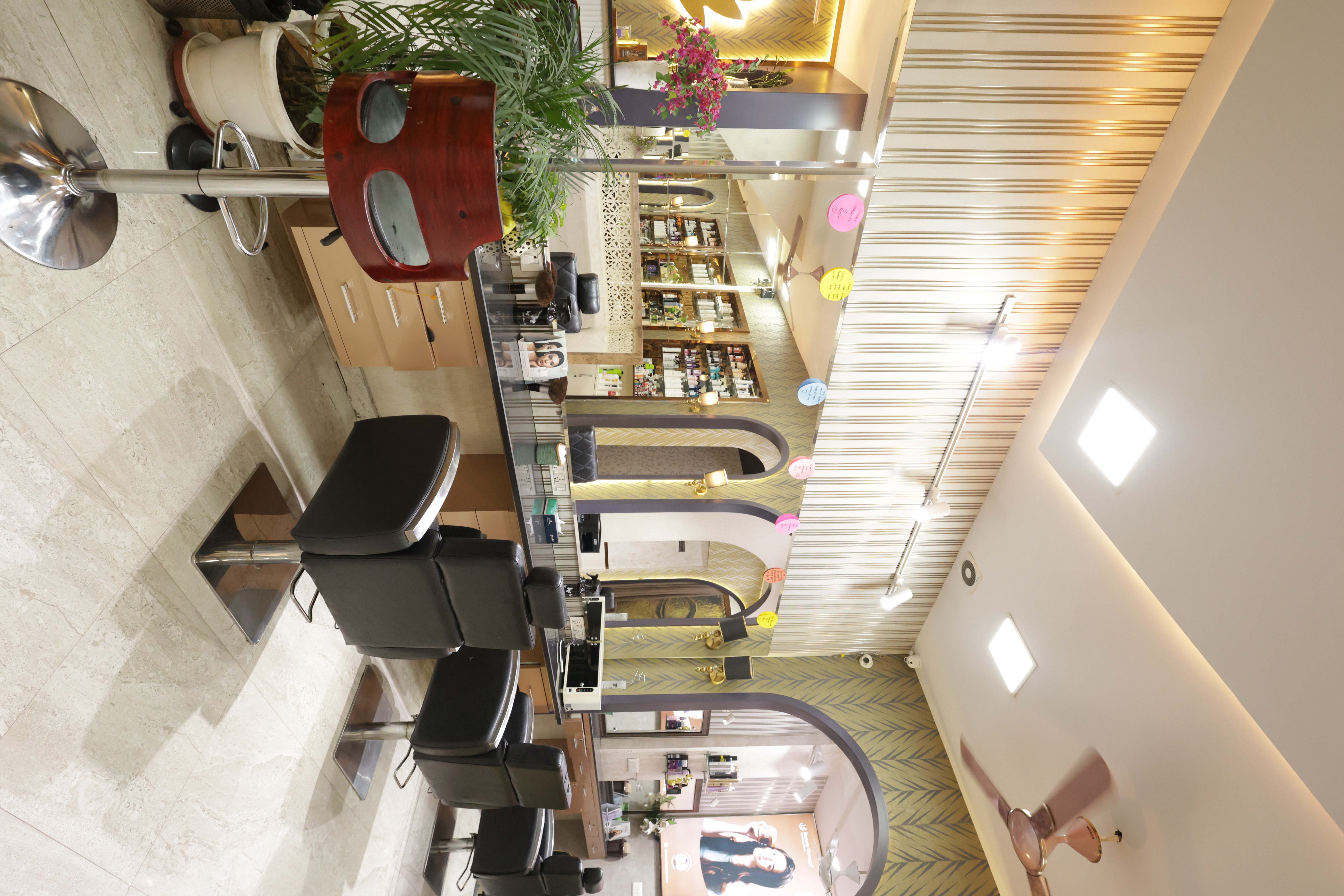 G Miracles Salon Interior