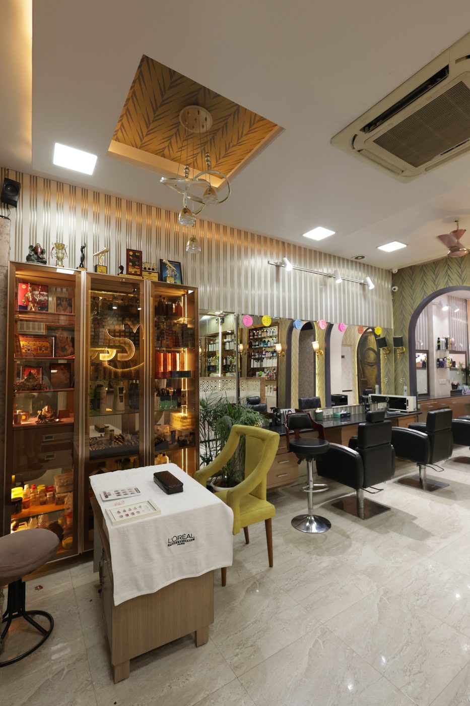 Salon View